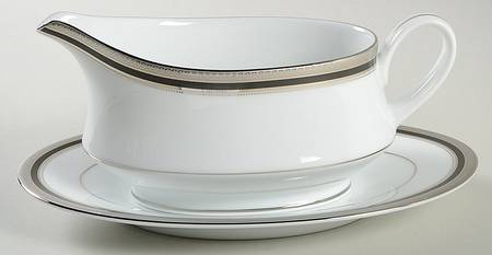 Noritake Dinnerware, Austin Platinum Gravy with Tray - Black