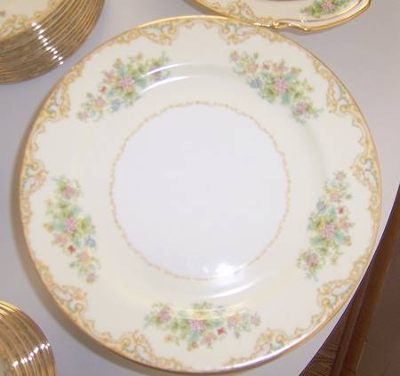 N4267 by Noritake