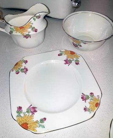 Chrysanthemum by New Chelsea