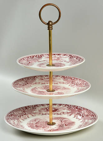 Cambridge Old England Maroon by Petrus Regout & Co