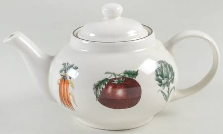 Pfaltzgraff Farmers Market Teapot & Lid