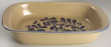 Pfaltzgraff Folk Art 11" Rectangular Baker
