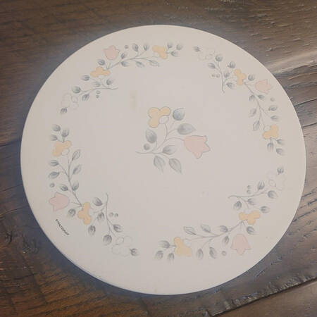 Pfaltzgraff Remembrance Round Cork Back Trivet