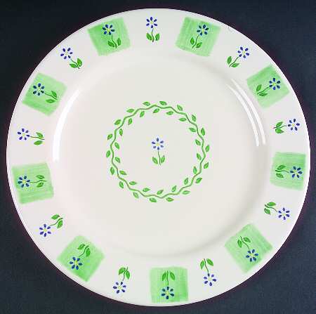Pfaltzgraff Cloverhill Floral Dinner Plate
