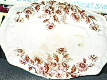 Daisy by Pearson Pottery Co