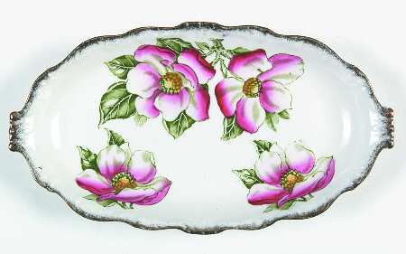 Magnolia (Brushed Gold Trim) by Queen Anne (England)