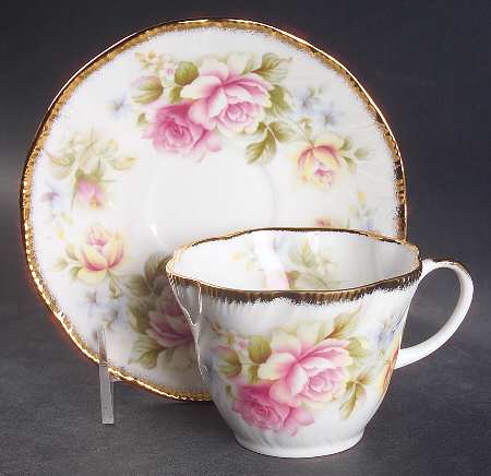 English Charm by Queen Anne (England)