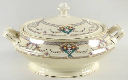 Rosenthal - Continental Daphne Round Covered Vegetable