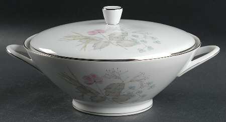 Rosenthal - Continental Parisian Spring White (Platinum Trim) Round Covered Vegetable