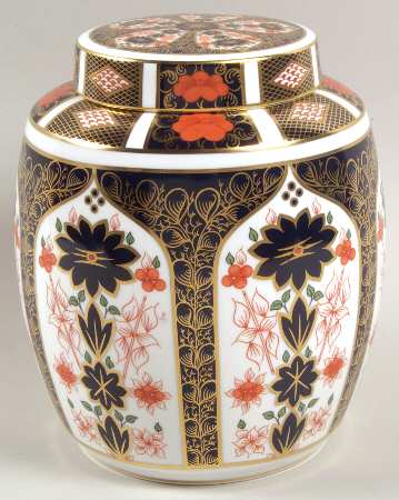 Royal Crown Derby Old Imari 7" Ginger Jar & Lid