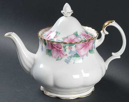 Royal Albert Lydia Teapot & Lid