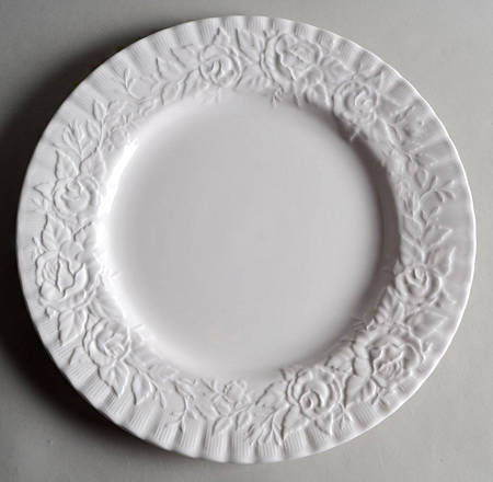 Old English Garden (No Trim) by Royal Albert