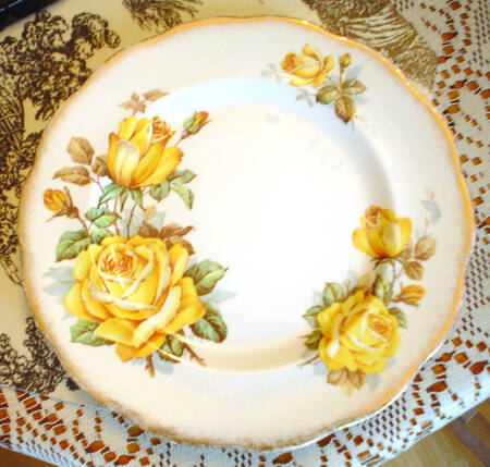 Roses of Piccardy by Royal Standard