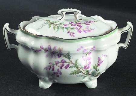 Bell Heather (Scalloped, Green Band) by Royal Doulton