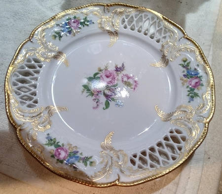 Diplomat (No Center Gold) by Rosenthal - Continental