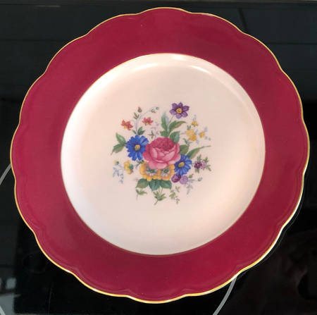 ROB273 by Royal Bayreuth