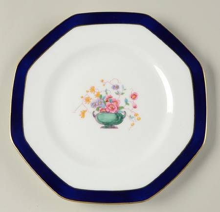 BB203 by Royal Doulton