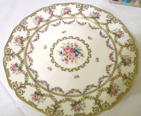 628 by Royal Ivory (Czech, Germany)