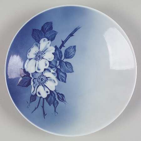 Royal Copenhagen Wild Rose Salad Plate