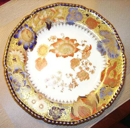 2527 by Royal Crown Derby