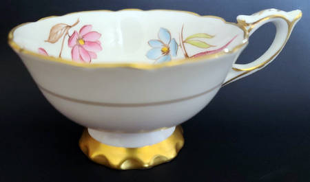 Chelsea Birds by Royal Stafford