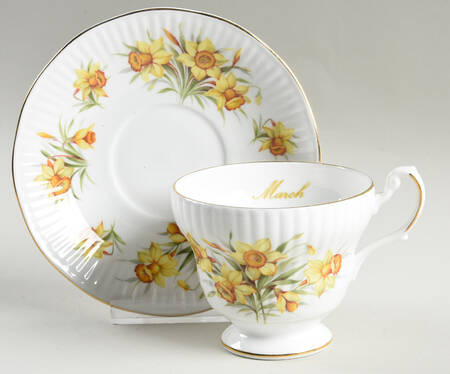 Flower of the Month (Ribbed) by Royal Dover