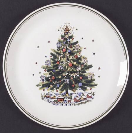 Christmas Eve (Earthenware, Green, Gold) by Salem