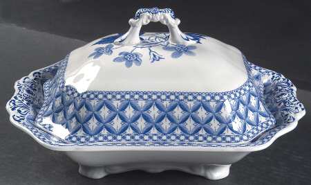 Spode Blue Geranium Rectangular Covered Vegetable