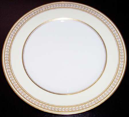 R2586 by Spode