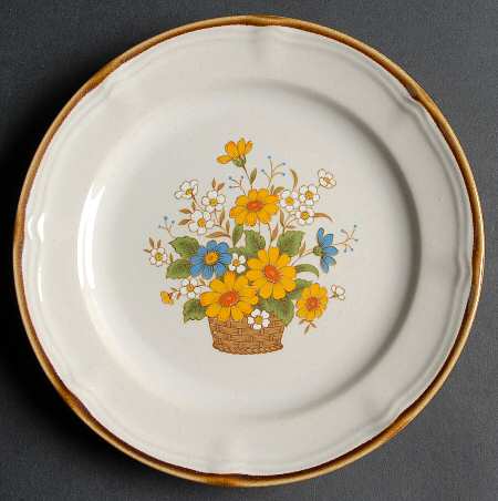 Sango Holiday Salad Plate