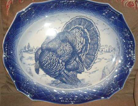 Turkey Plate (Blue Rim) by Salem