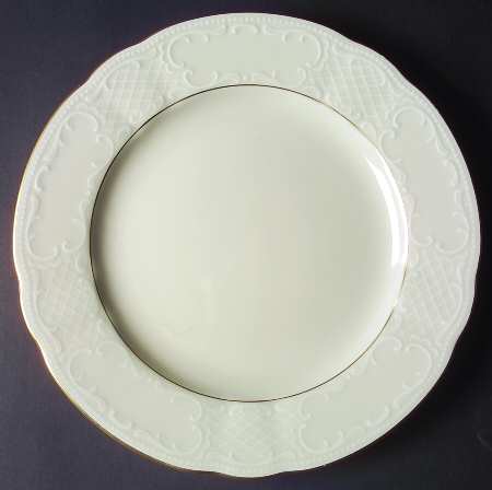 Vienna Cream (Gold Trim) by Seltmann