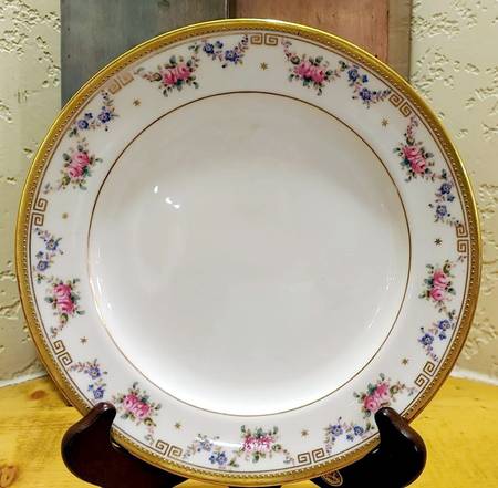 R4587 by Spode