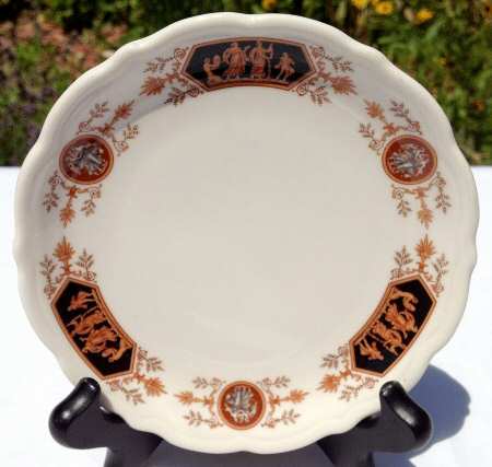 Grecian (Scalloped) by Syracuse