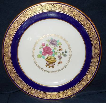 SP690 by Spode
