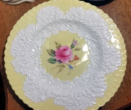 Bridal Rose (Yellow Border) by Spode