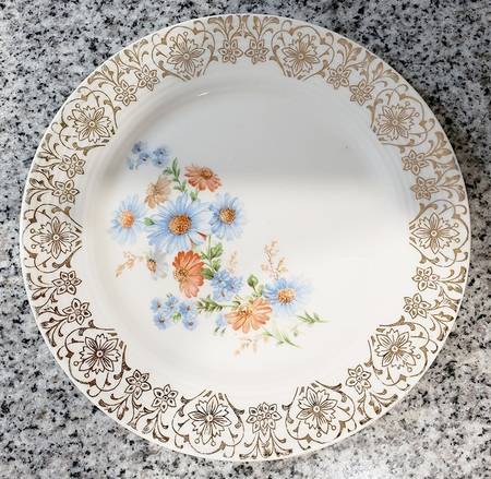 Blue Daisy by Sebring Pottery