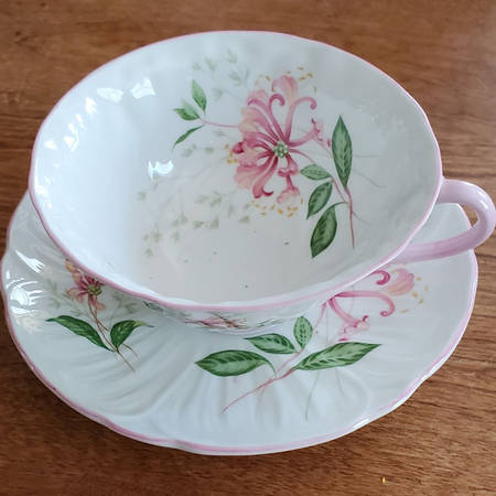Honeysuckle (Oleander Shape) by Shelley