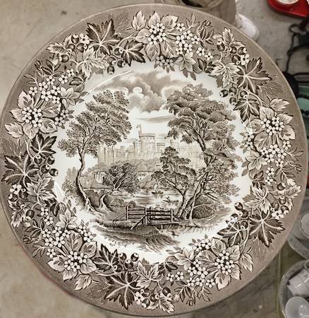 Windsor Brown by Tableware Ltd