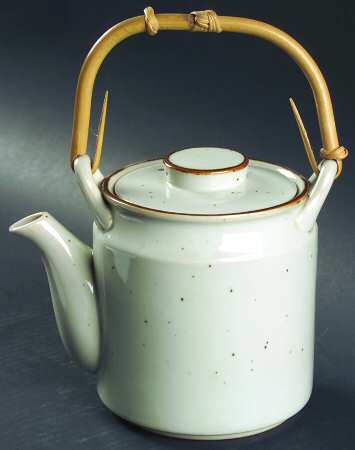Trend Pacific Earthstone Rust Brown Teapot & Lid