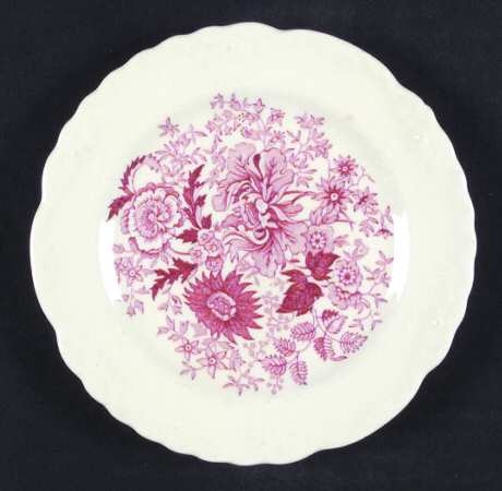 Center Bouquet Red (Fairway Shape) by Taylor, Smith & Taylor (Ts&T)
