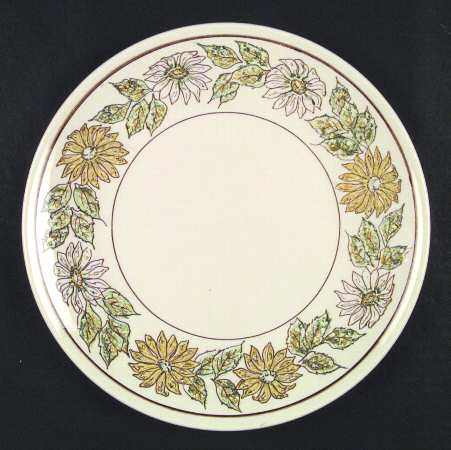 Daisy Wreath Green by Taylor, Smith & Taylor (Ts&T)
