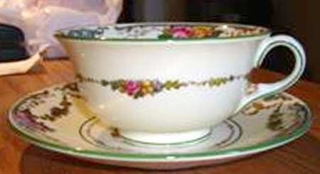 Wedgwood Grosvenor (W697,Cream Rim) Footed Cup & Saucer Set