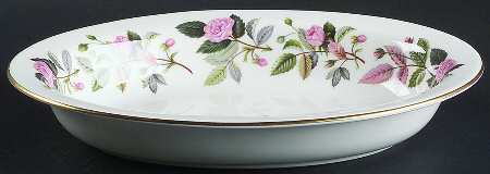 Wedgwood Hathaway Rose 10" Oval Vegetable Bowl