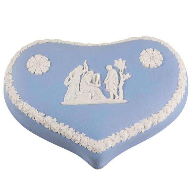 Wedgwood Cream Color on Lavender (Pale Blue) Jasperware Lid for 5" Heart Shape Box