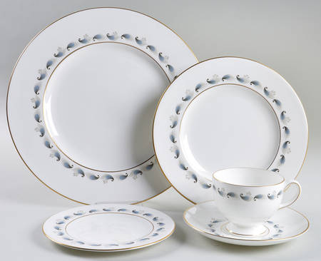 Wedgwood Stardust 5 Piece Place Setting