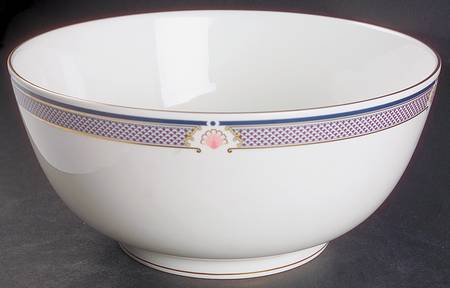 Wedgwood Waverley 9" Salad Serving Bowl