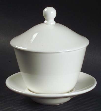 Wedgwood Wedgwood White (Bone) Asian Flat Cup & Saucer Set with Lid