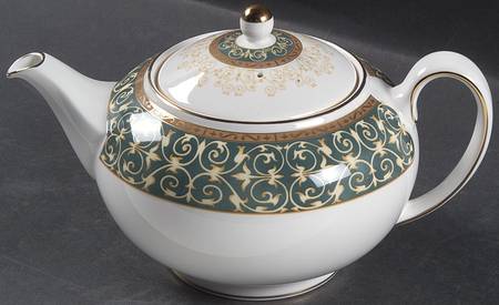 Wedgwood Everleigh Teapot & Lid