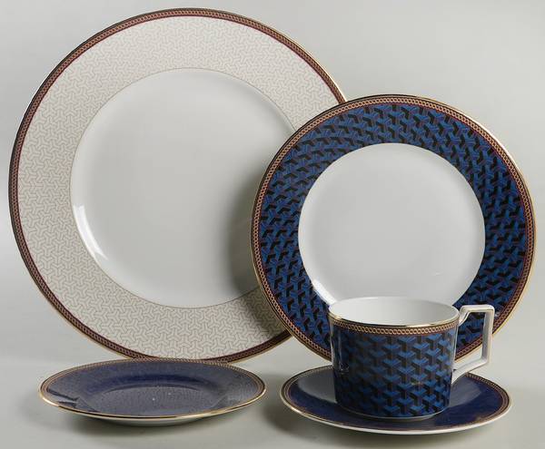 Wedgwood Byzance 5 Piece Place Setting